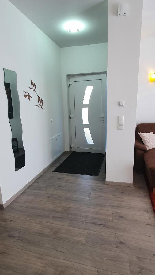 Ferienwohnungen "Godewind", Appartements Mit Balkon Oder Terrasse 치노비츠 외부 사진