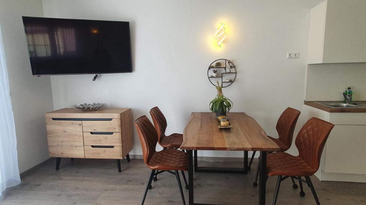 Ferienwohnungen "Godewind", Appartements Mit Balkon Oder Terrasse 치노비츠 외부 사진