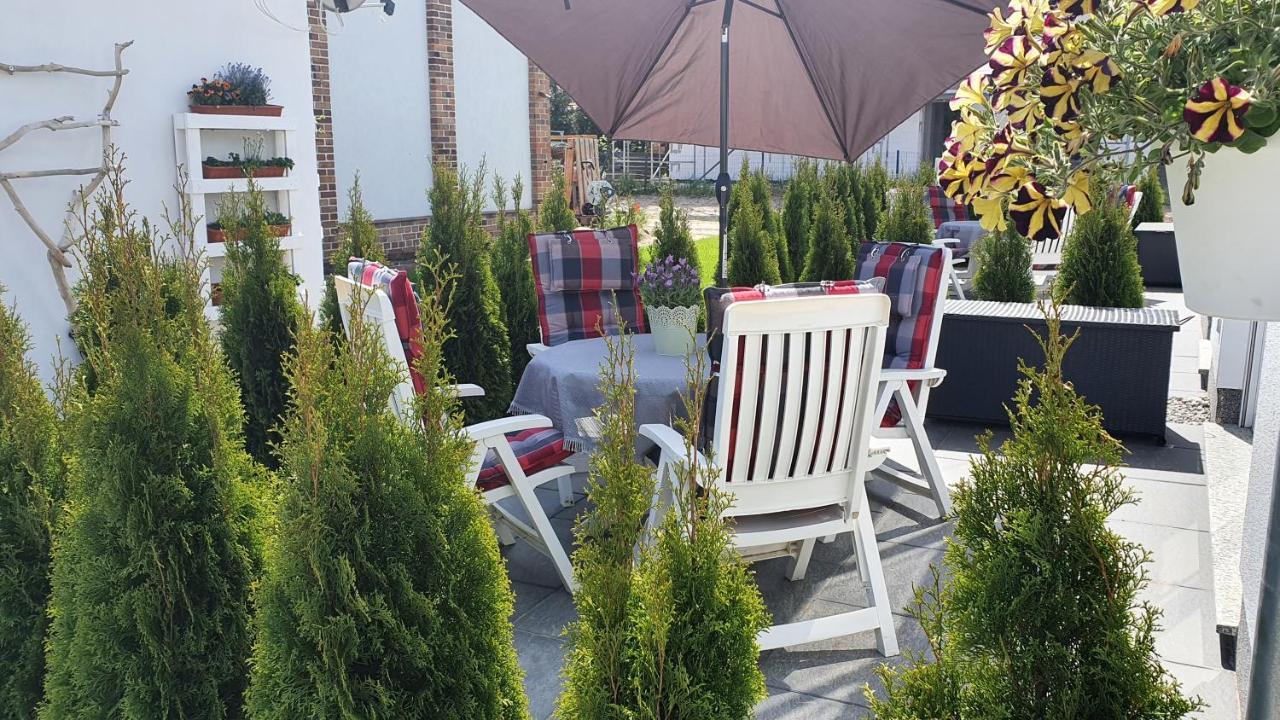 Ferienwohnungen "Godewind", Appartements Mit Balkon Oder Terrasse 치노비츠 외부 사진