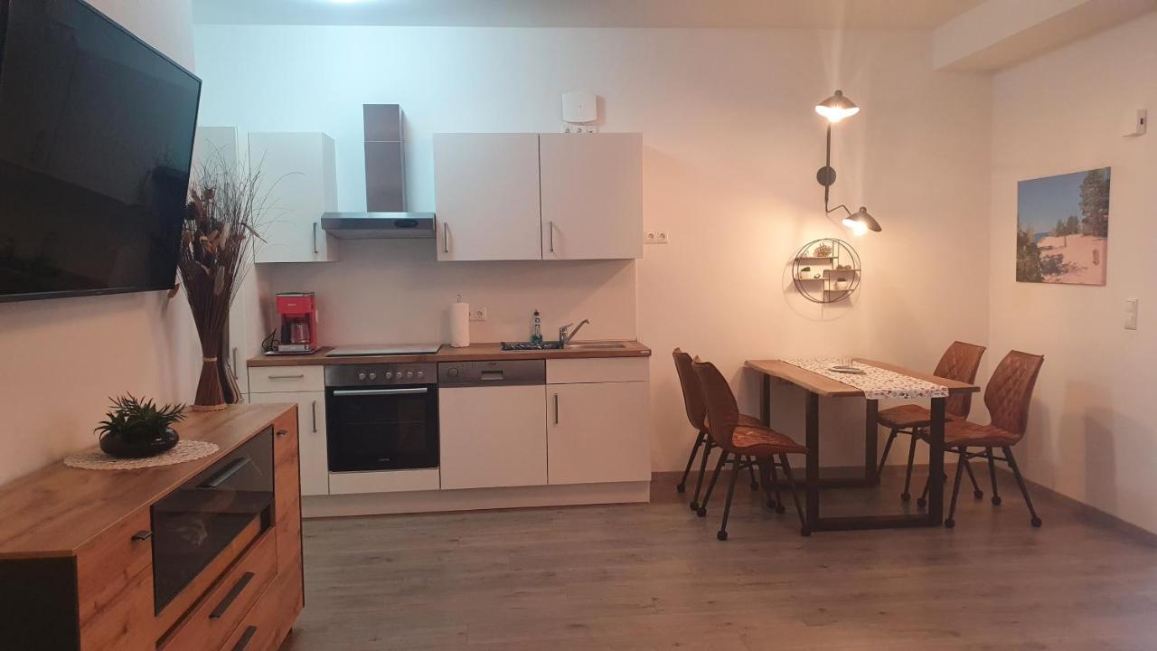 Ferienwohnungen "Godewind", Appartements Mit Balkon Oder Terrasse 치노비츠 외부 사진