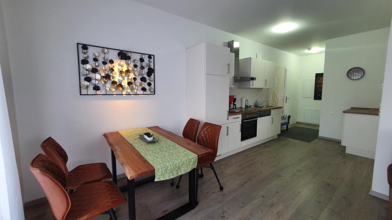 Ferienwohnungen "Godewind", Appartements Mit Balkon Oder Terrasse 치노비츠 외부 사진