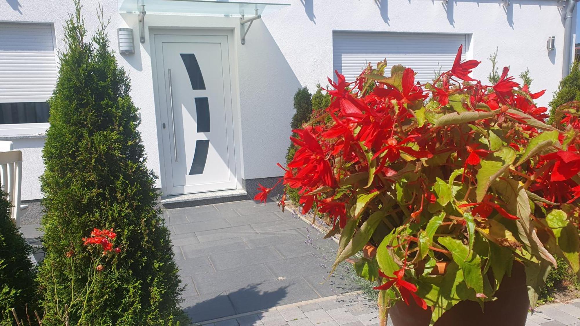Ferienwohnungen "Godewind", Appartements Mit Balkon Oder Terrasse 치노비츠 외부 사진